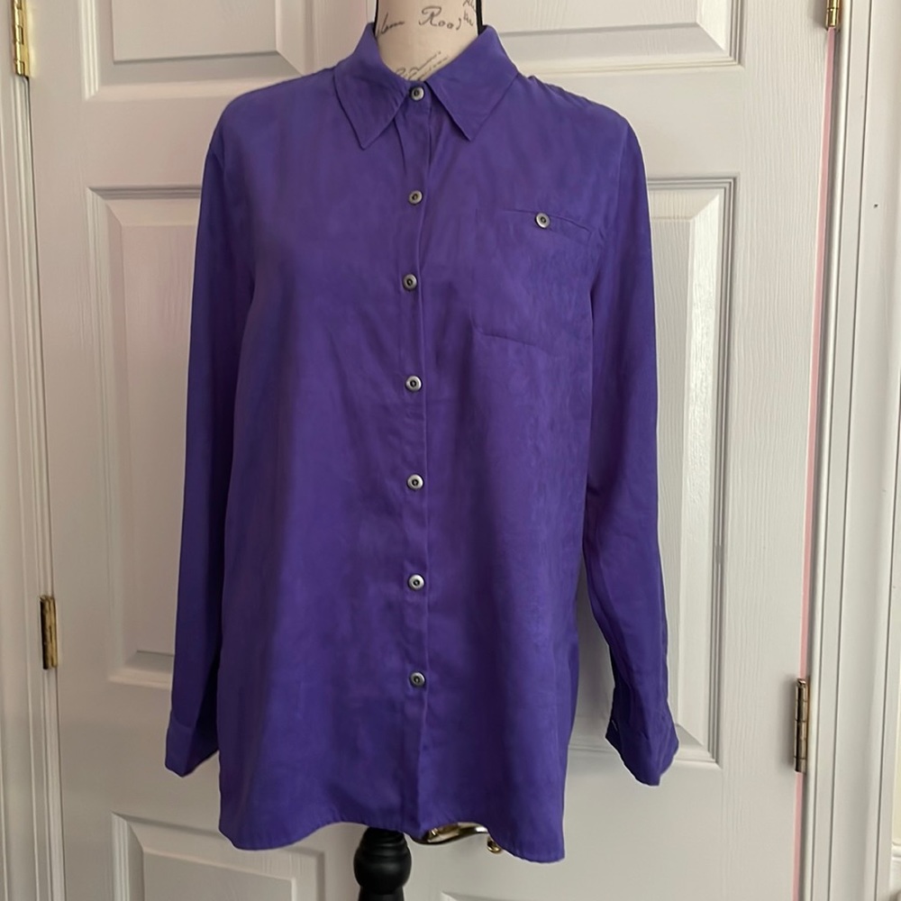 Chico’s buttons down shirt